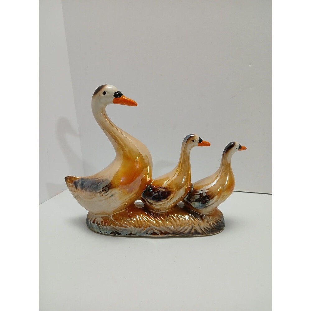 ​Vintage 1960s Lusterware Trio of Geese Figurine Ceramic Duckling Made in Brazil
